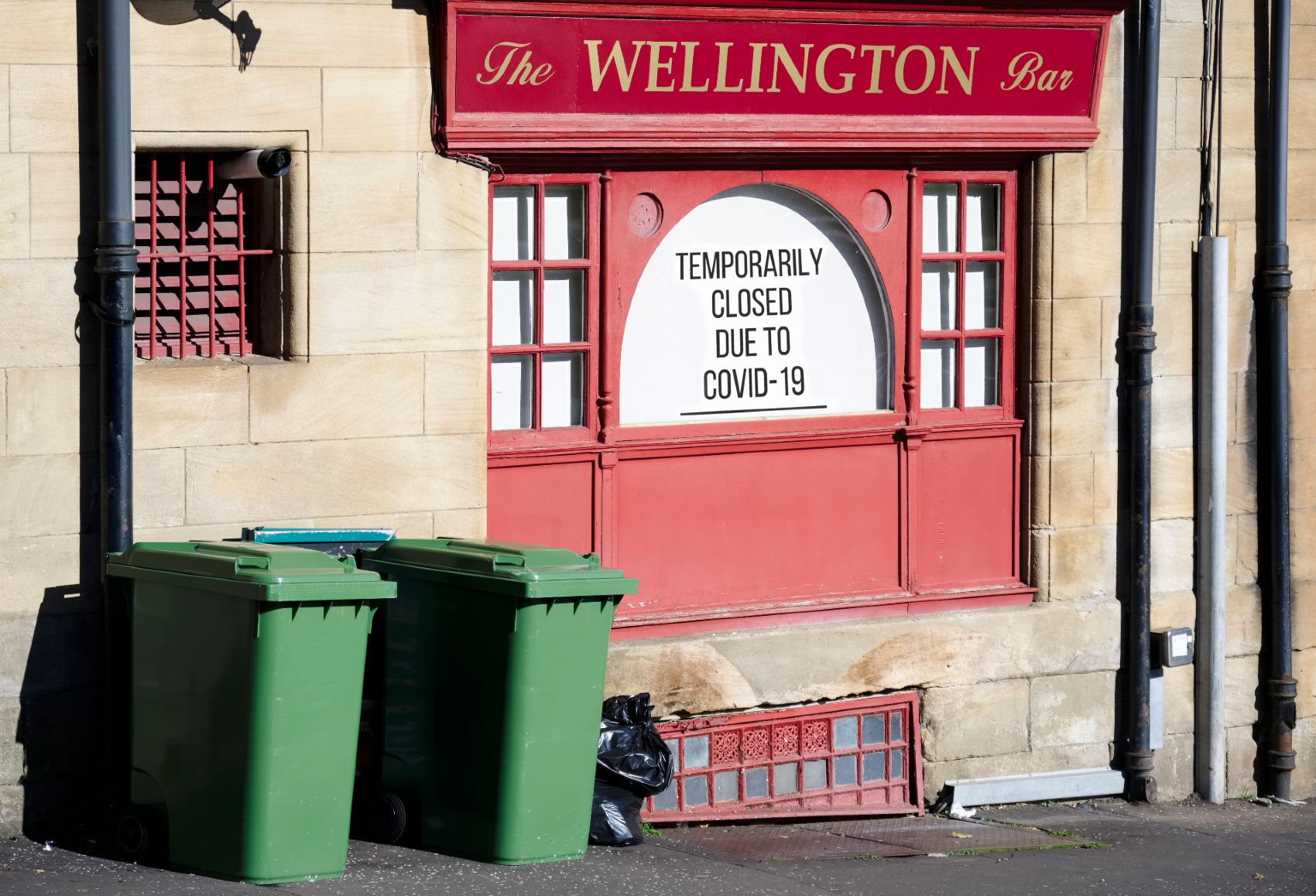 Glasgow, Scotland, UK, October 11th 2020, Central Scotland Pubs and Bars closed by the Scottish Government due to rise in Covid-19 cases โ scotland hospitality industry